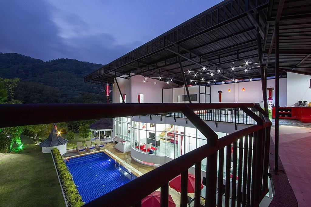 Big Buddha Hill Villa Rawai Room photo